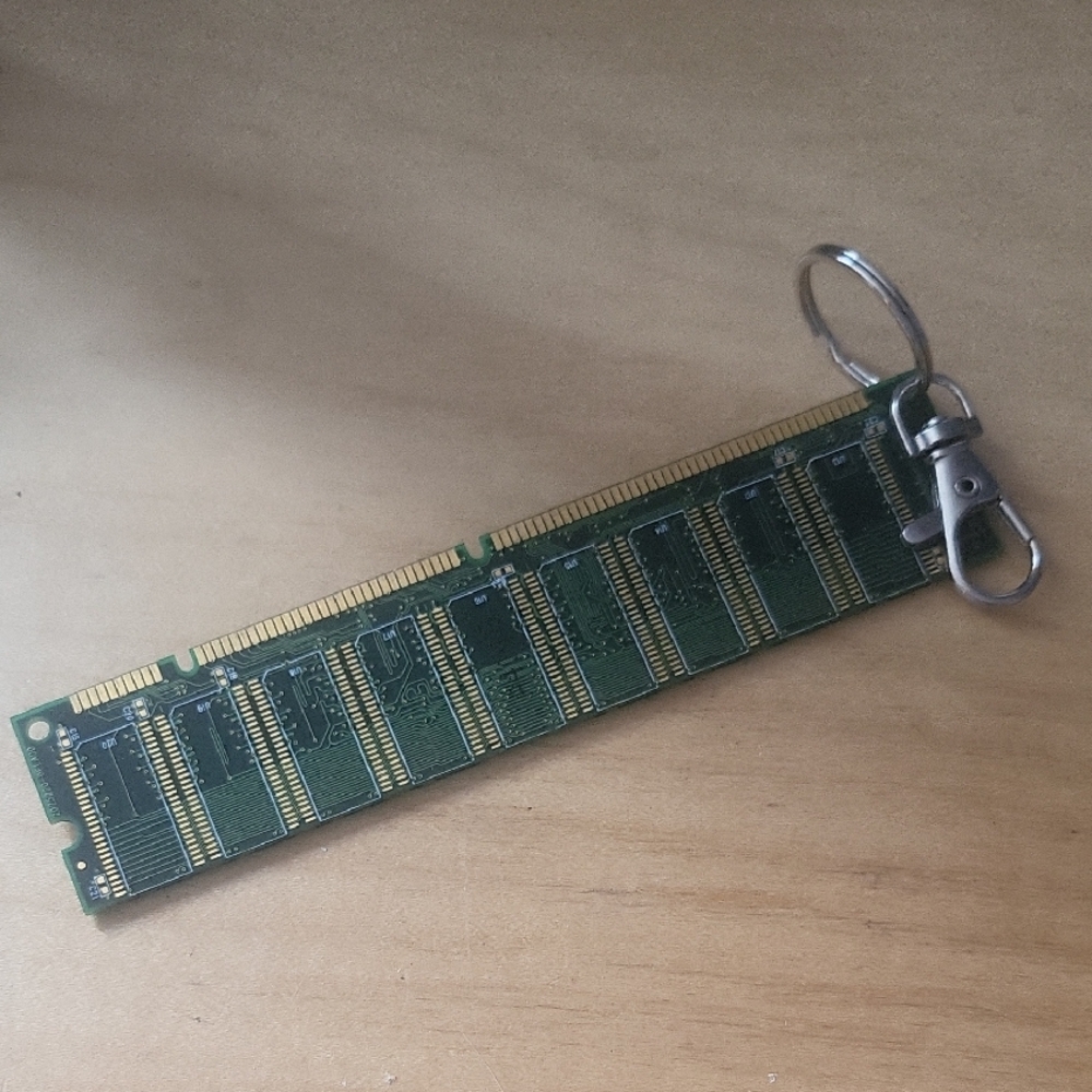 RAM Keychain - Picture 3 of 3